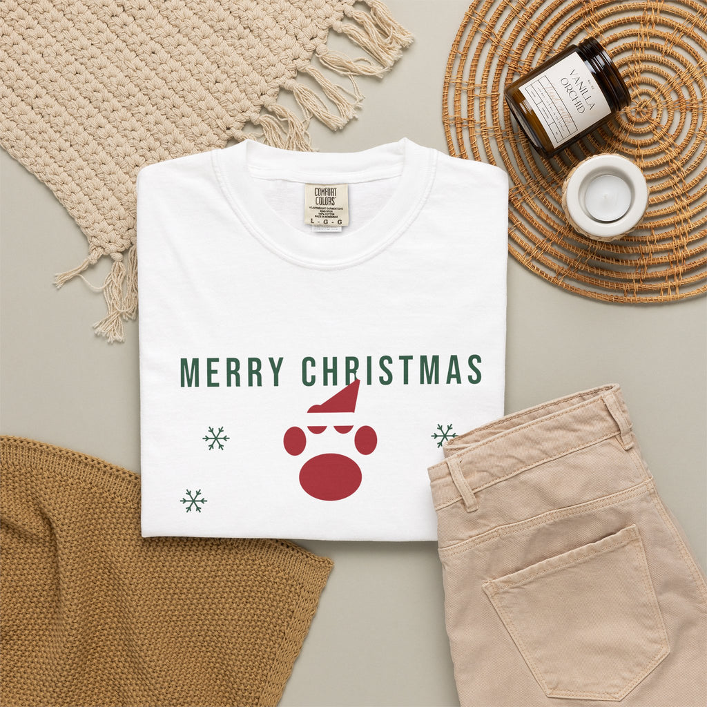 Christmas tee with a red paw in a Santa hat, MERRY CHRISTMAS, BAILEY'S in green and Mom in red script, view 7